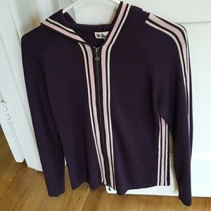 Neve Design sweater size medium, Title Nine